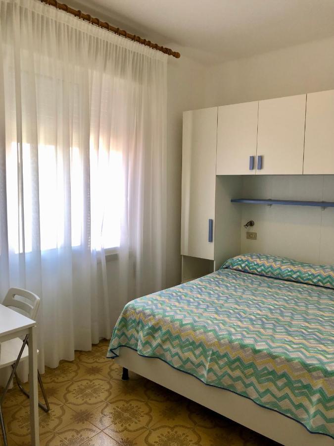 Albergo Elena Garnì Caorle Exterior foto